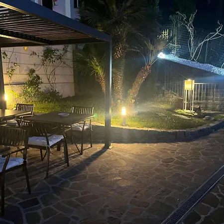 Villa Varenna 3* ורנה