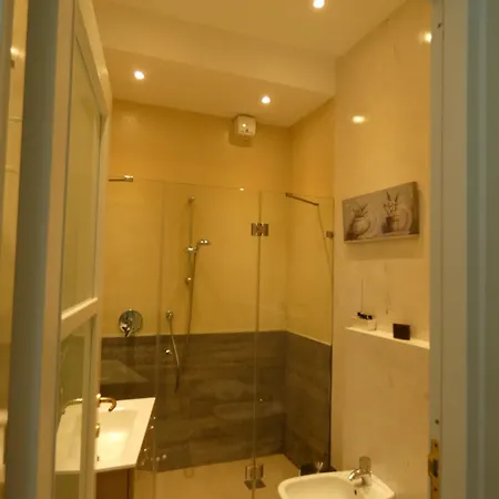 Villa Varenna Bed and breakfast 3*