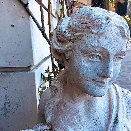 Villa Varenna Bed & Breakfast