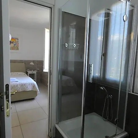 Villa Varenna Bed & Breakfast