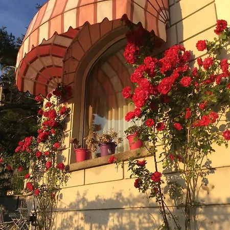 住宿加早餐酒店 瓦雷纳别墅