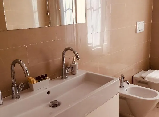 Villa Varenna Nocleg ze śniadaniem 3*