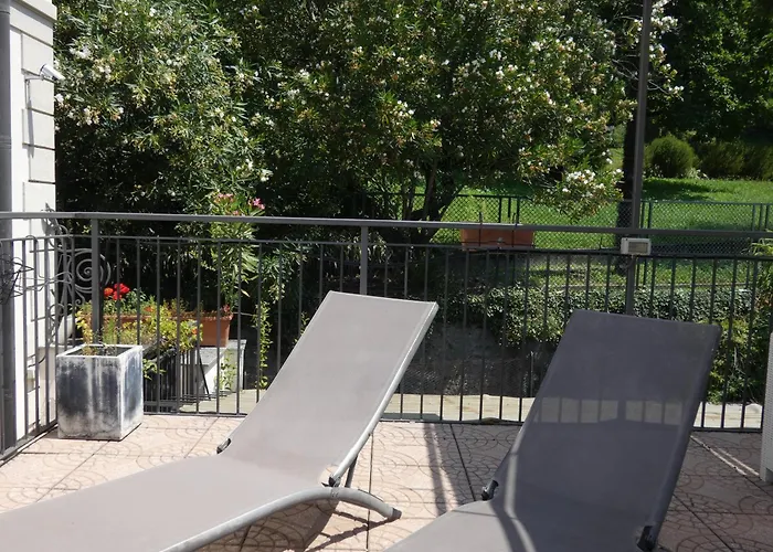 Nocleg ze śniadaniem Villa Varenna 3*