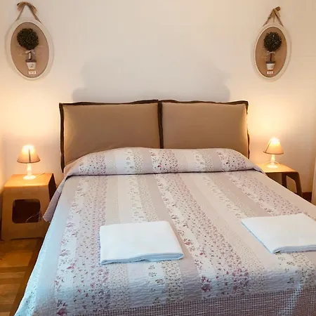 Villa Varenna فندق مبيت وإفطار فارينا