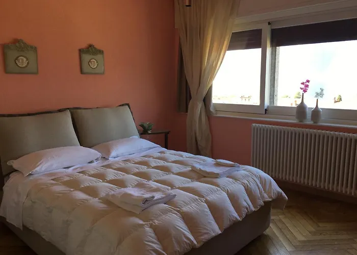 Villa Varenna Bed and Breakfast Βαρένα